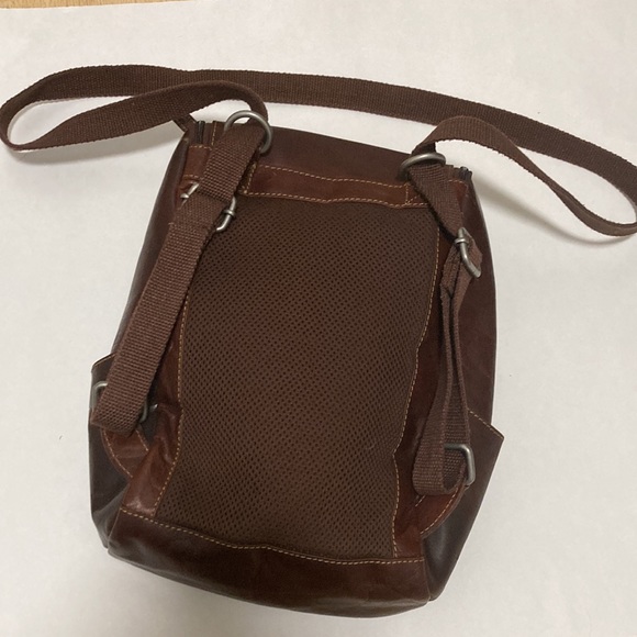 Jack Georges Backpack 
Adjustable straps Can be worn as crossbody tote bag - Picture 4 of 11